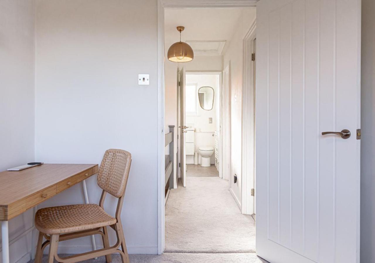 Modern 2 Bd W/ Garden In The Heart Of Tetbury! Villa Buitenkant foto